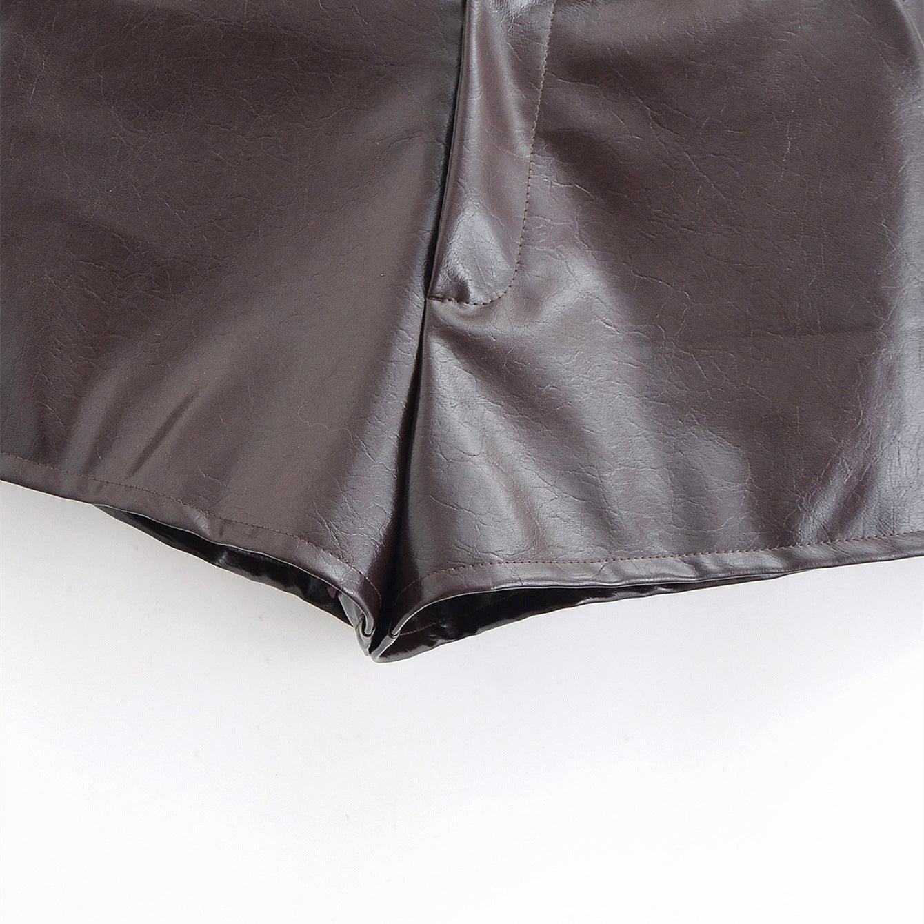 Stoere leren shorts met wijde pijpen voor dames