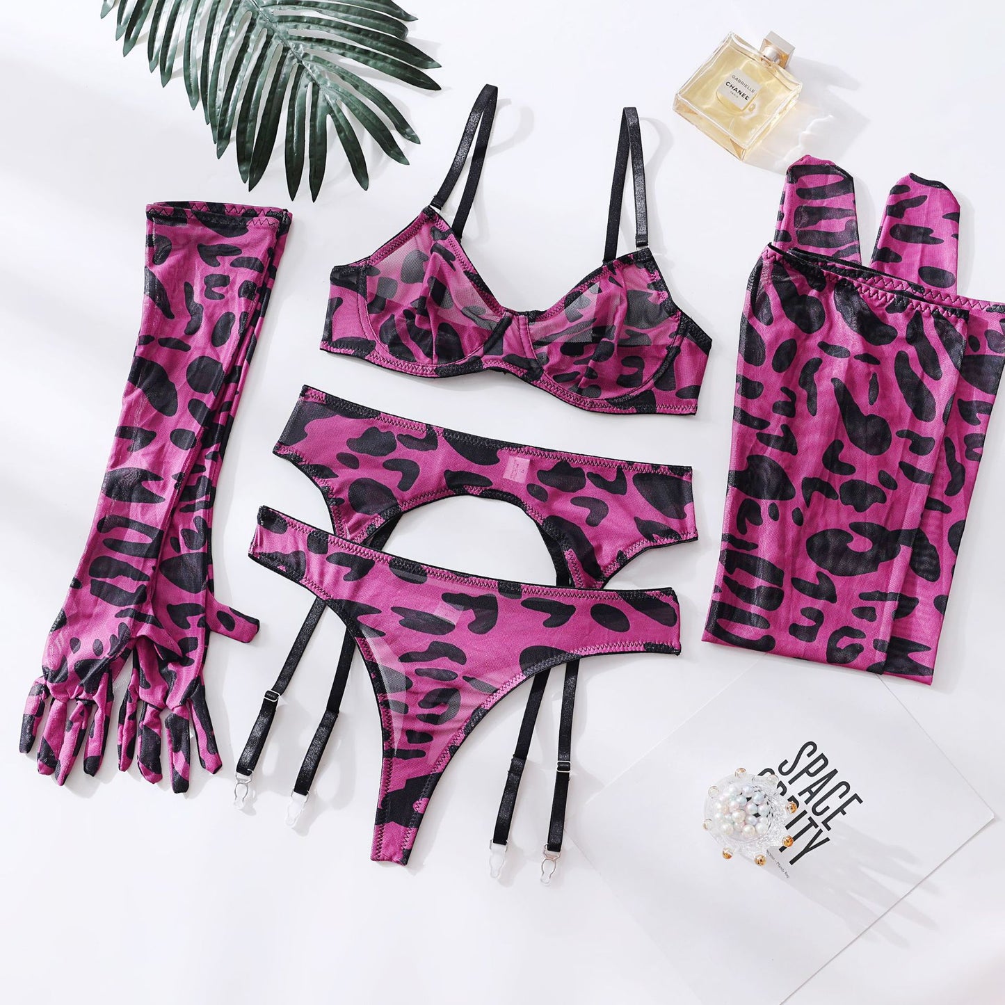 Lingerie Set with Gloves and Stockings - Mesh Printed Design