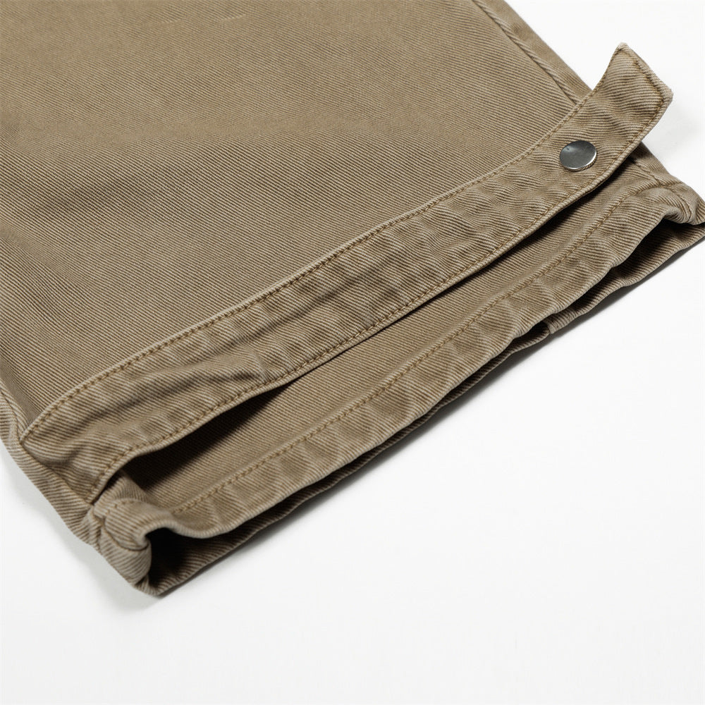 Losse broek met wijde pijpen