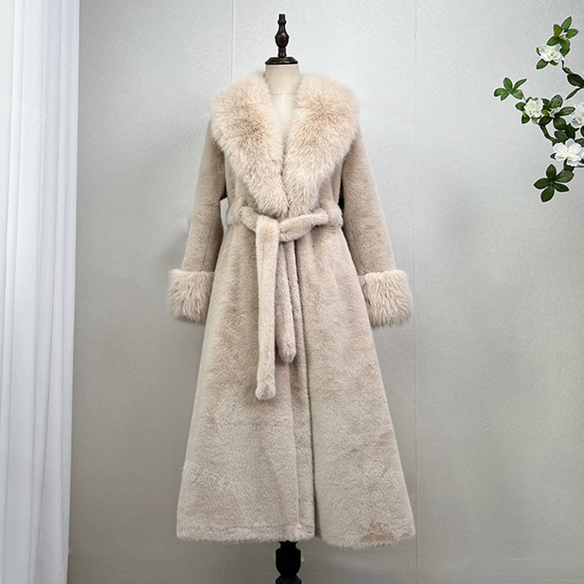 Elegant Socialite Eco-friendly Fur Coat