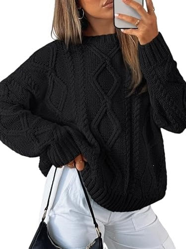 Women's knitted round-neck sweater for casual wear