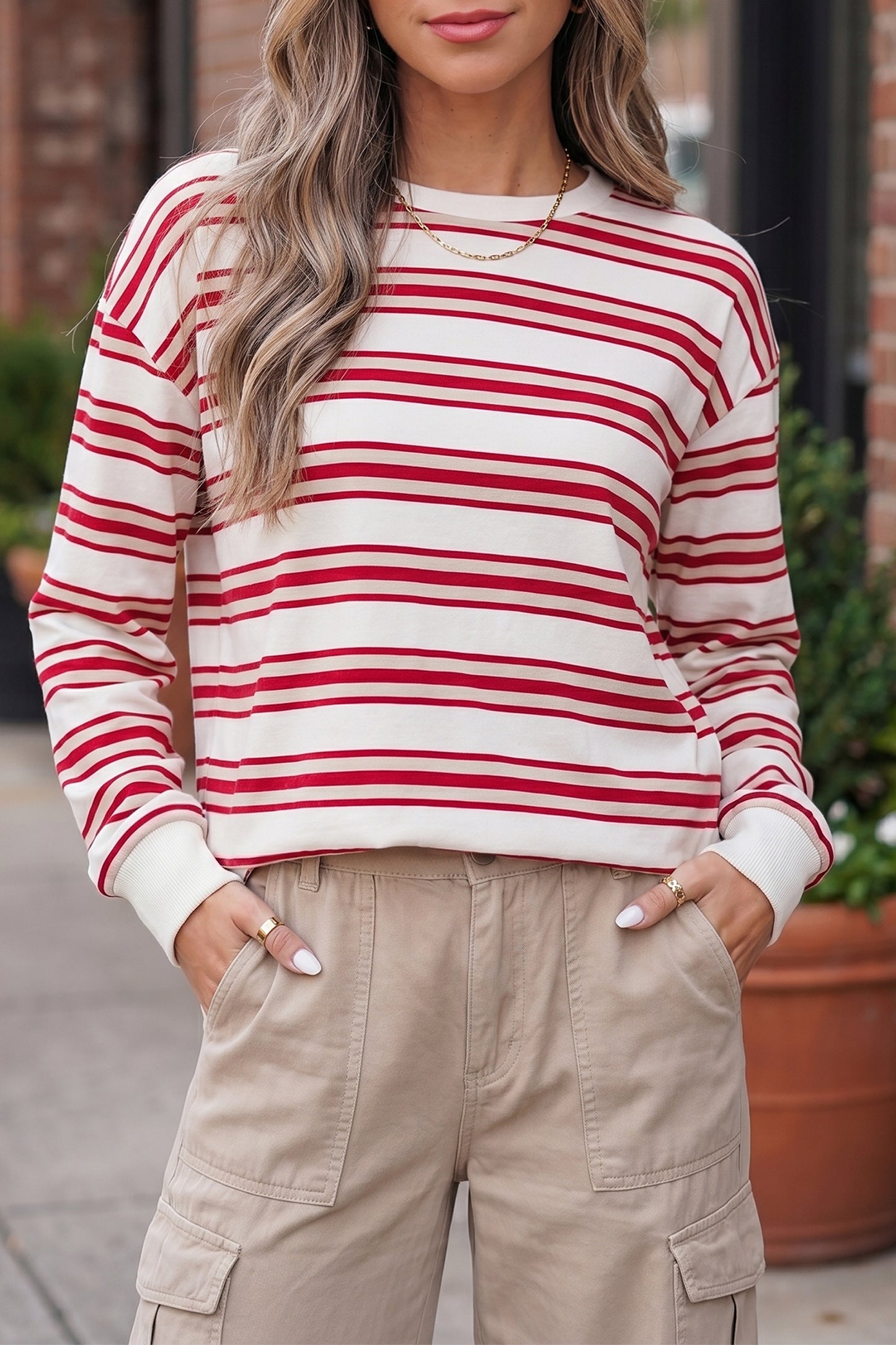 Casual gestreepte sweatshirt met lange mouwen en verlaagde schouders