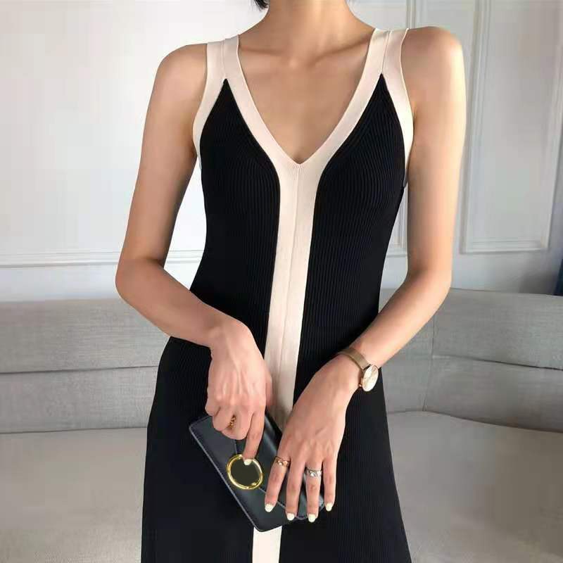 Spring Summer Retro V-neck Long Contrast Knitted Maxi Dresses for Women Luxury Sense Simplicity Korean Style