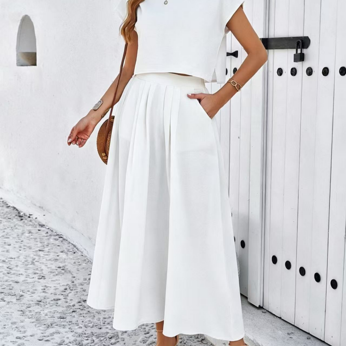 Elegant Sleeveless Vest and Skirt Set