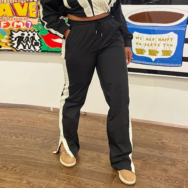 Damesset of apart: jasje met matrozenkraag trekkoord ritssluing lange mouwen en broek