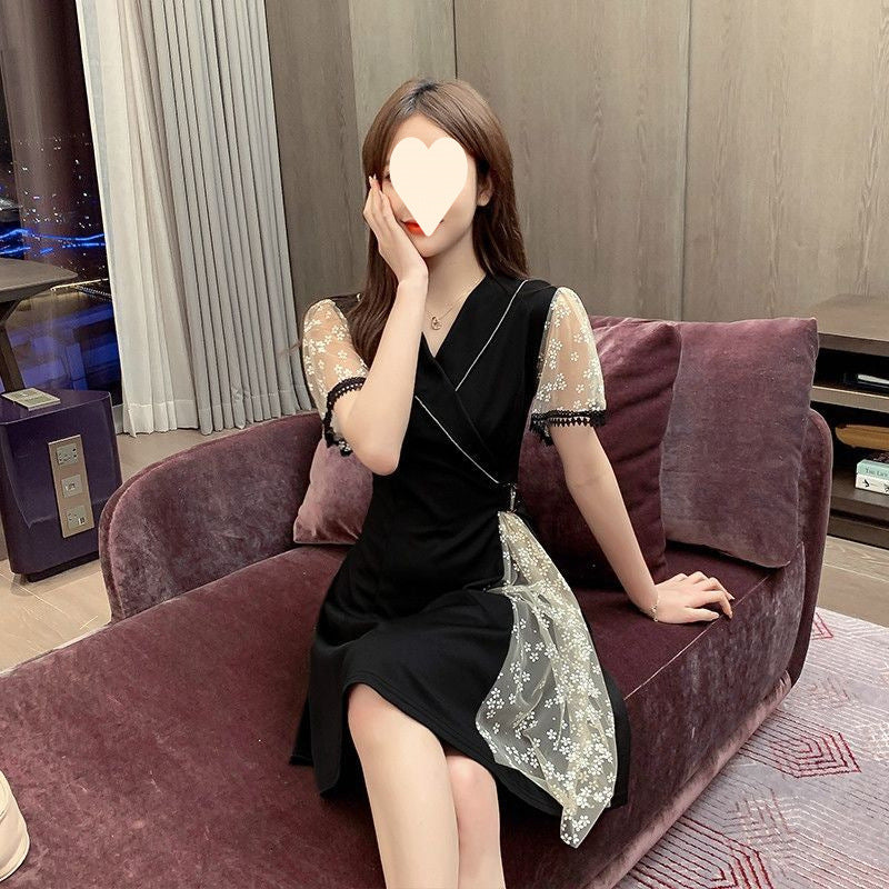 Plus-Size Dress for Women with Design Sense, Tummy-Covering, Slimming, Youthful Look, Casual Dress