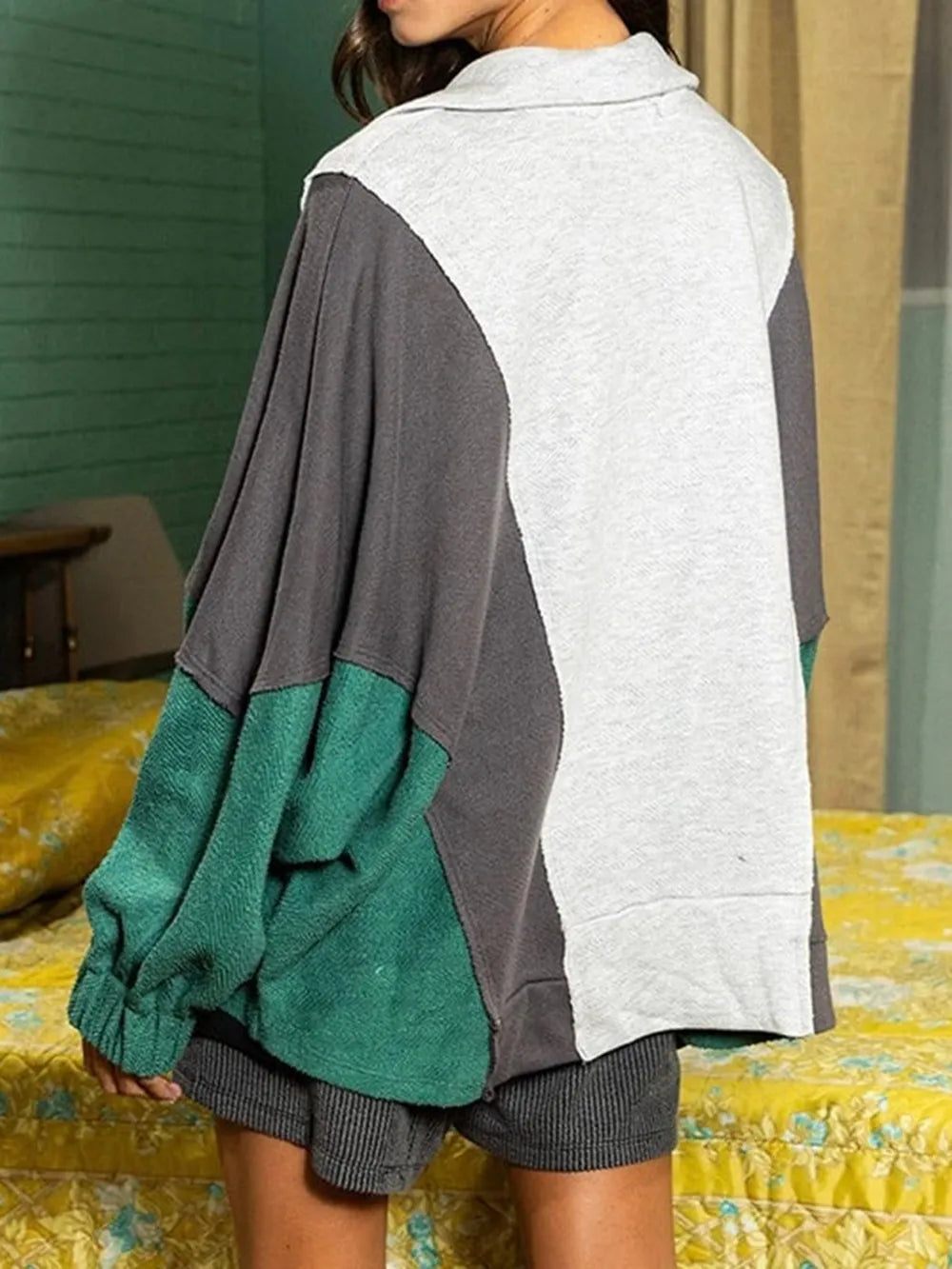 Hoogwaardige en modieuze hoodie met kleurblokken