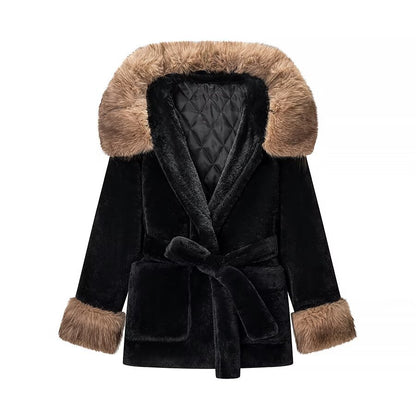 Elegante imitatiebont jas met vetersluiting