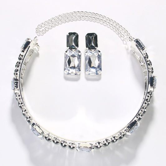 Modieuze oversized choker ketting en oorbellenset met strass steentjes