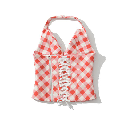 Modieuze rode geruite crop top met open rug en strikdetail