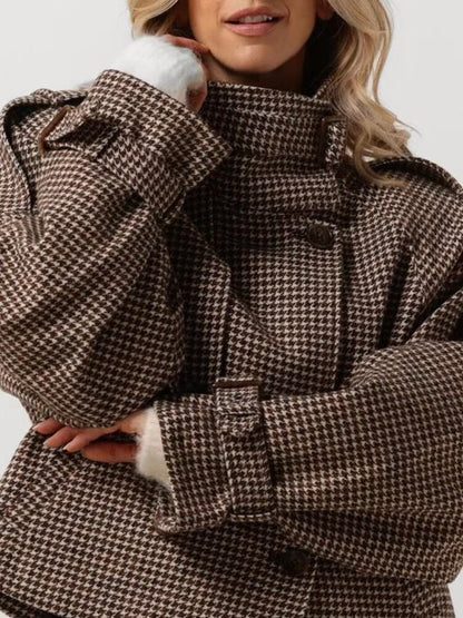 Double-breasted plaid coat
