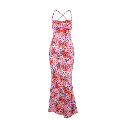 Elegante nauwsluitende cami jurk met een vrolijke print