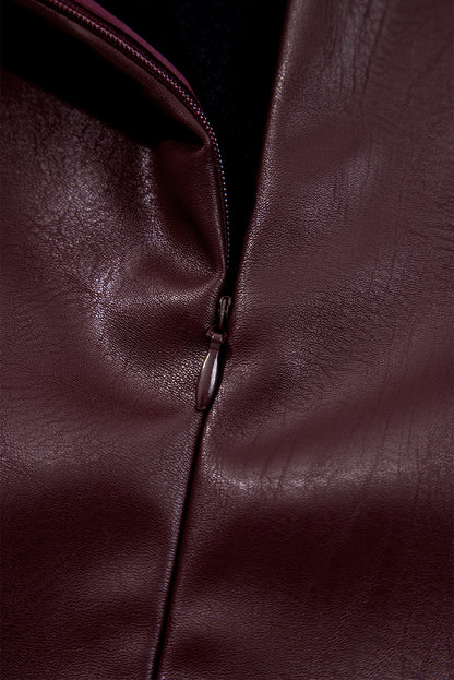 Mouwloze mini-jurk met ronde hals van imitatieleer