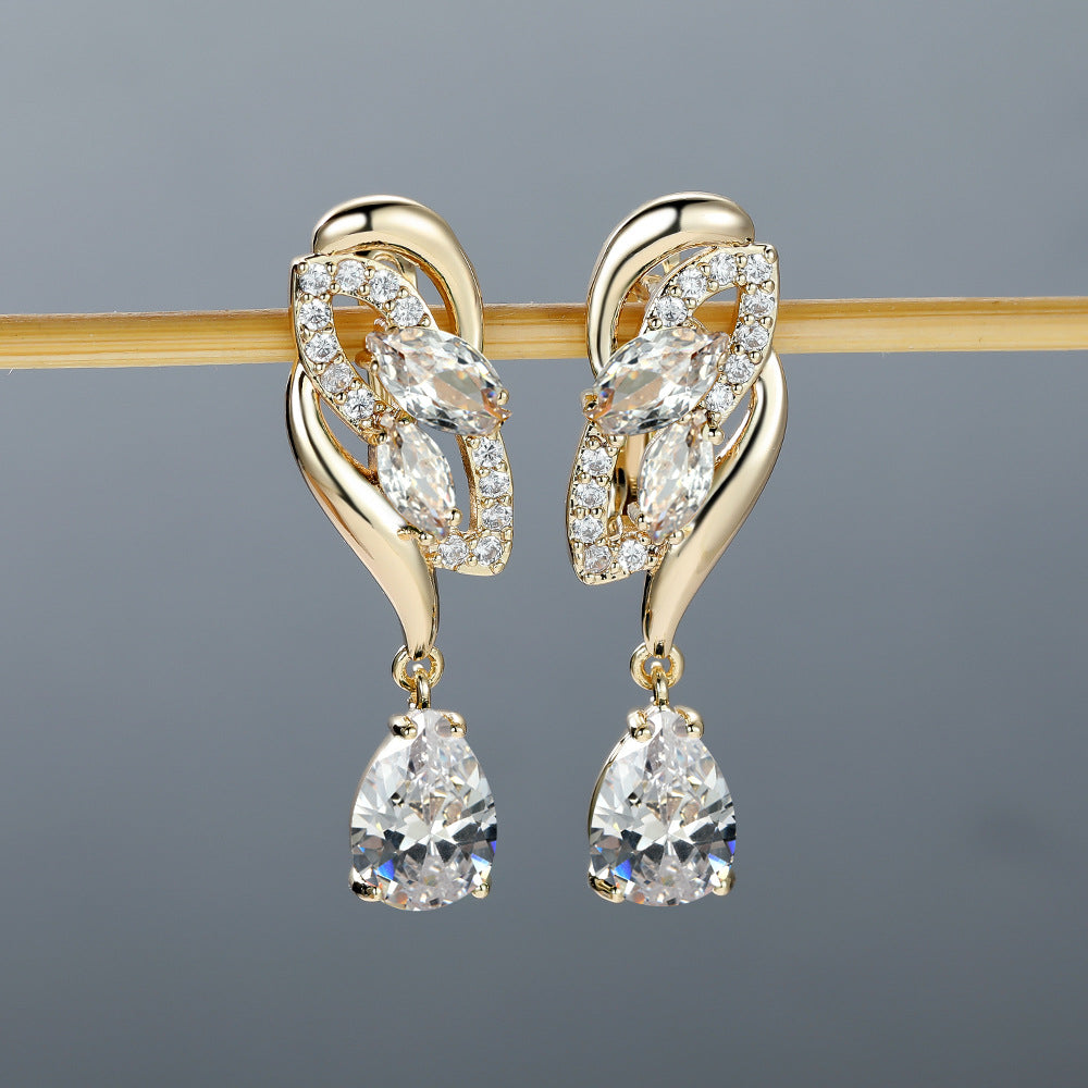 High-End Accessible Luxury Ear Jewelry