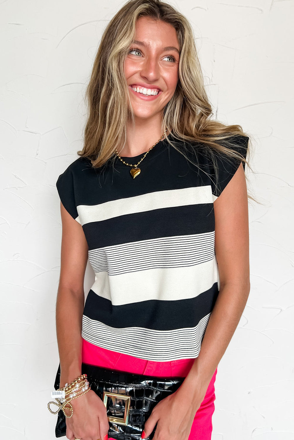 Gestreepte T-shirt met gemengde print ronde hals en korte mouwen