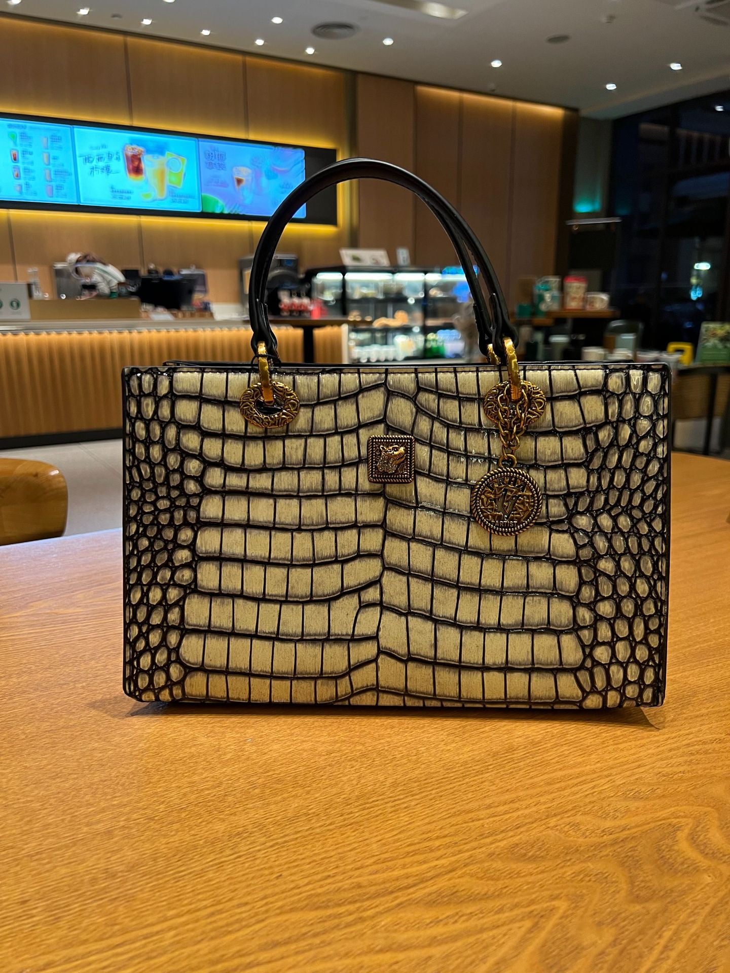 Leren vierkante handtas met crocoprint