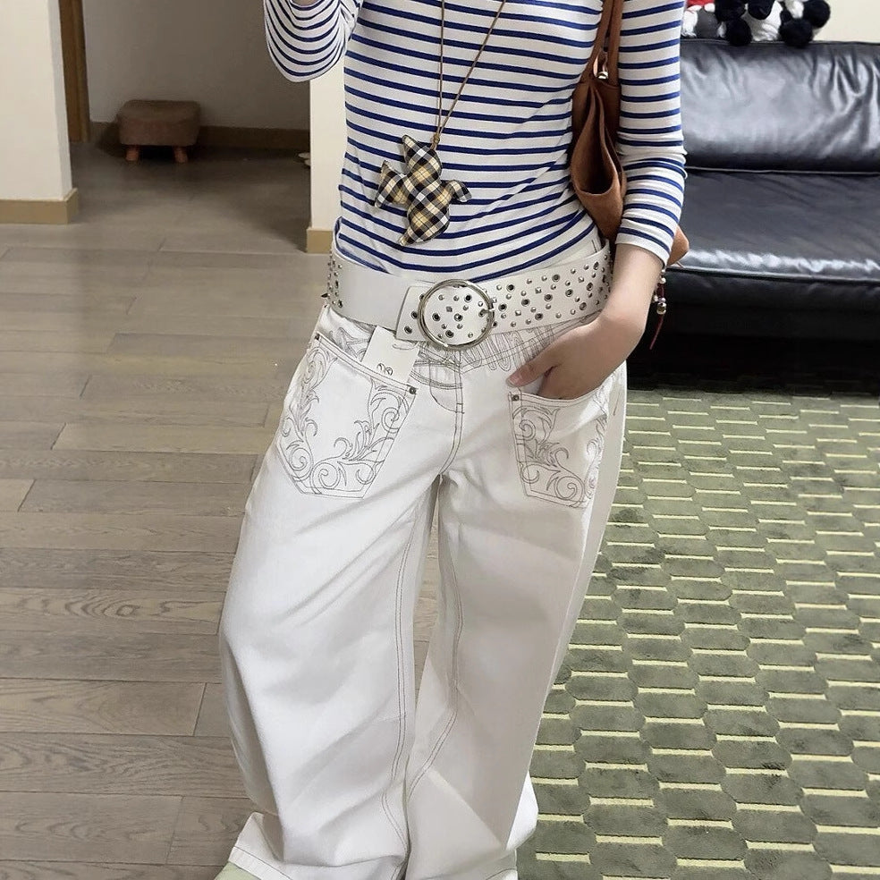 Retro reverse embroidered curved knife jeans for women in summer