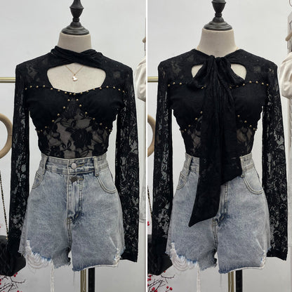 Hollow out long sleeved top