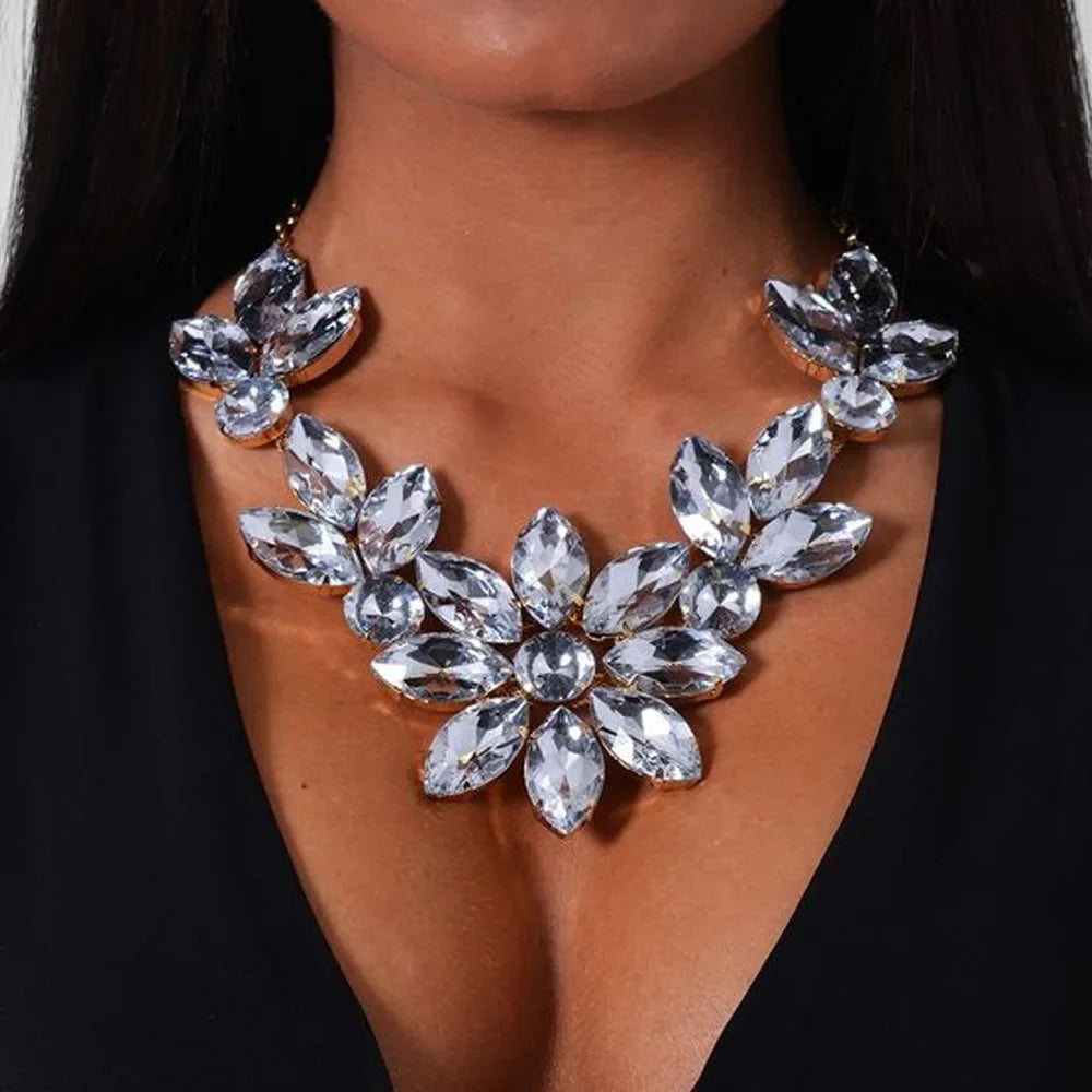 Flower Pendant Exaggerated Rhinestone Necklace Wedding for Women Statement Chain Large Crystal Collar Choker Party Jewelry