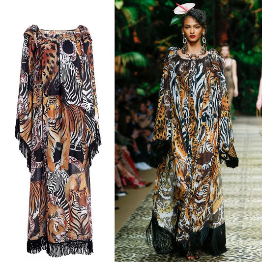 Losse maxi-jurk  in catwalkstijl met dierenprint