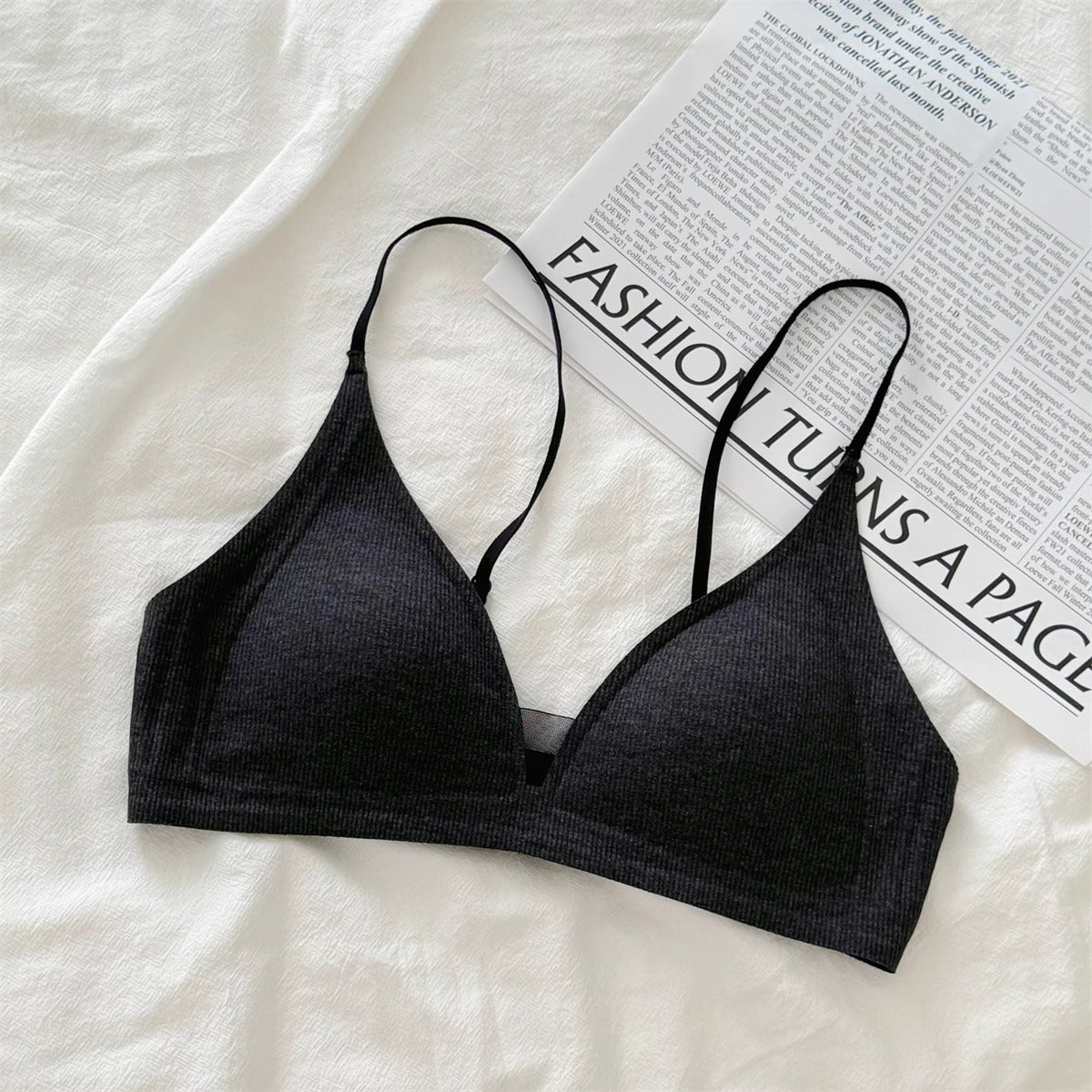 French-style deep V-neck lingerie for women