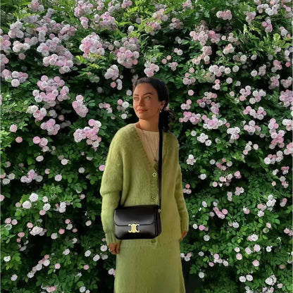 Eelegante gebreide V-hals trui of vest plus rok set