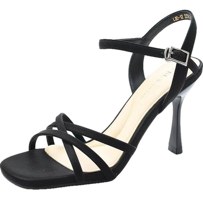 French high-heeled shoes