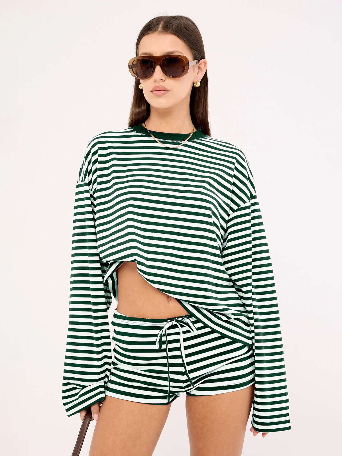 Dames gestreepte short en T-shirt met lange mouwen tweedelig setje
