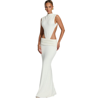 Mouwloze maxi-jurk met hoge hals lage taille uitsnijding en blote rug