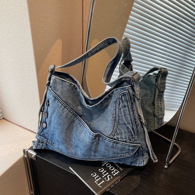 Women's Denim Shoulder Bag Large Capacity Tote Bag with Zipper Closure