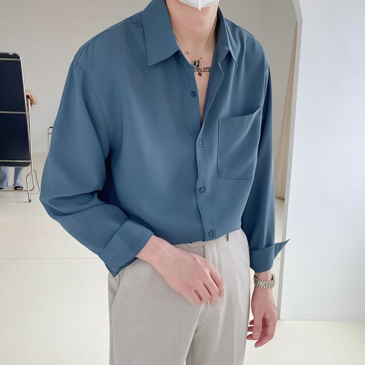 Men's loose-fitting long-sleeved shirt