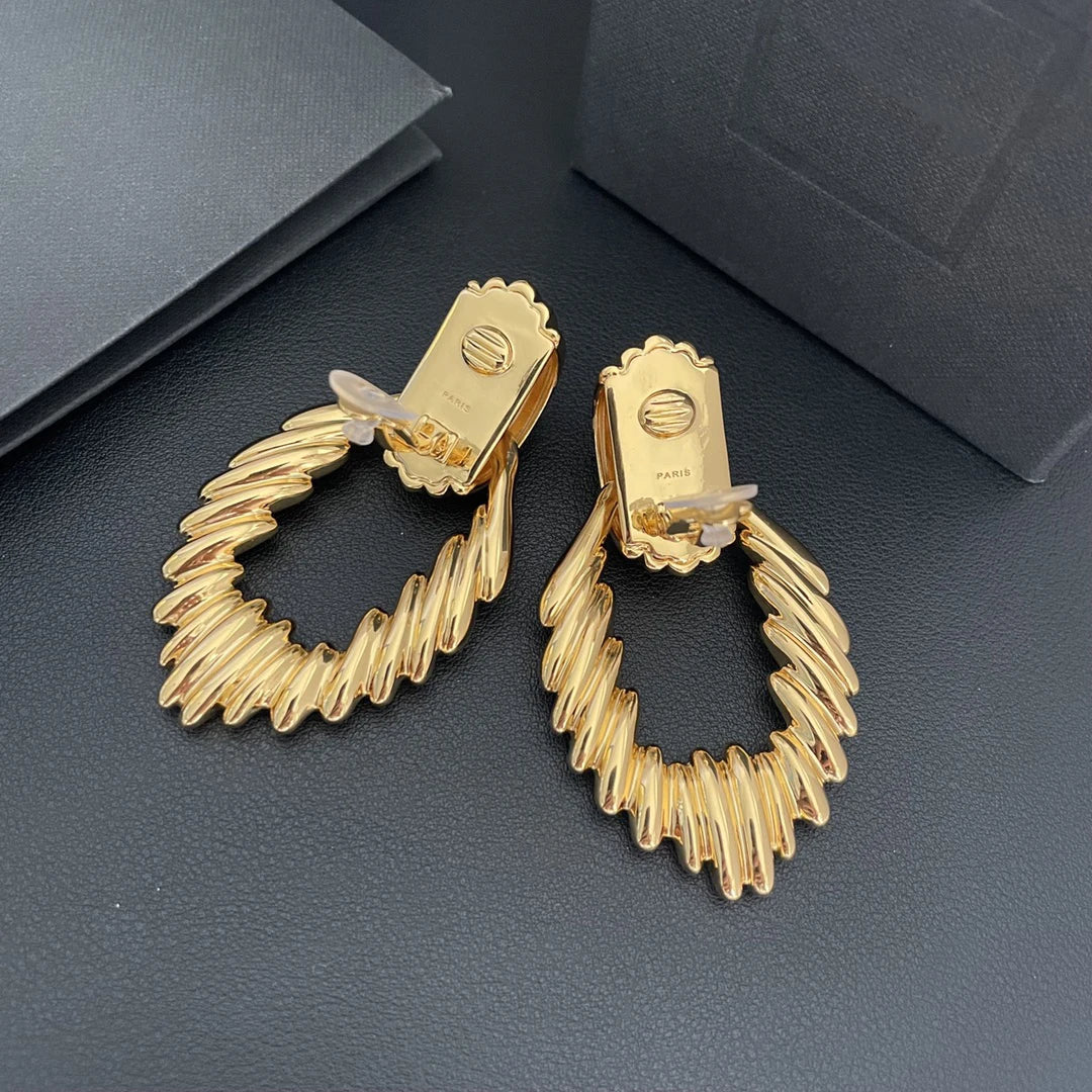 Hoogwaardige vintage messing vergulde 18-karaats gouden oorclips