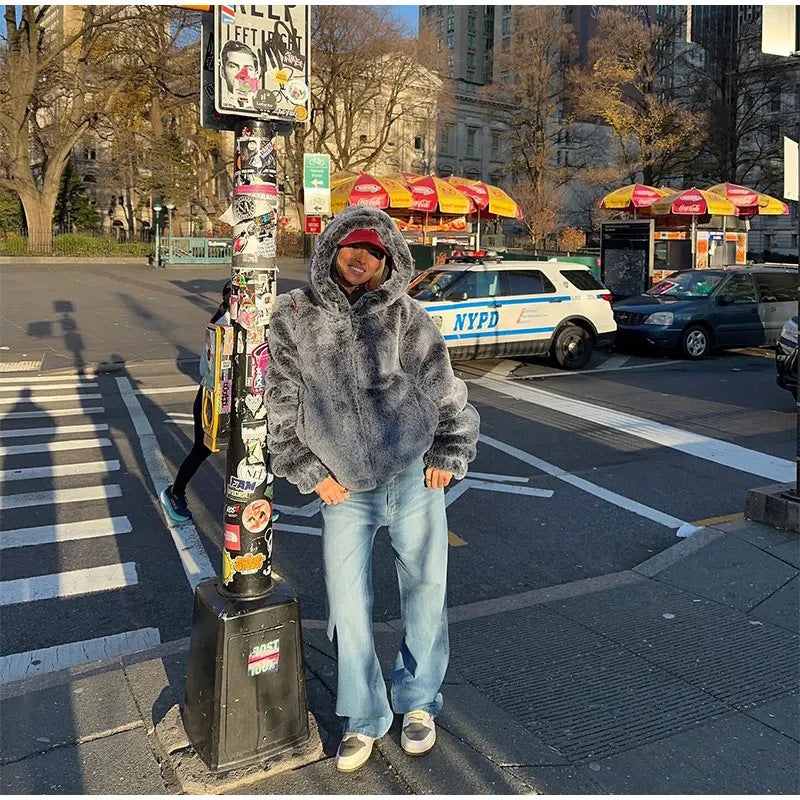 Amerikaanse korte jacket van imitatiebont met capuchon