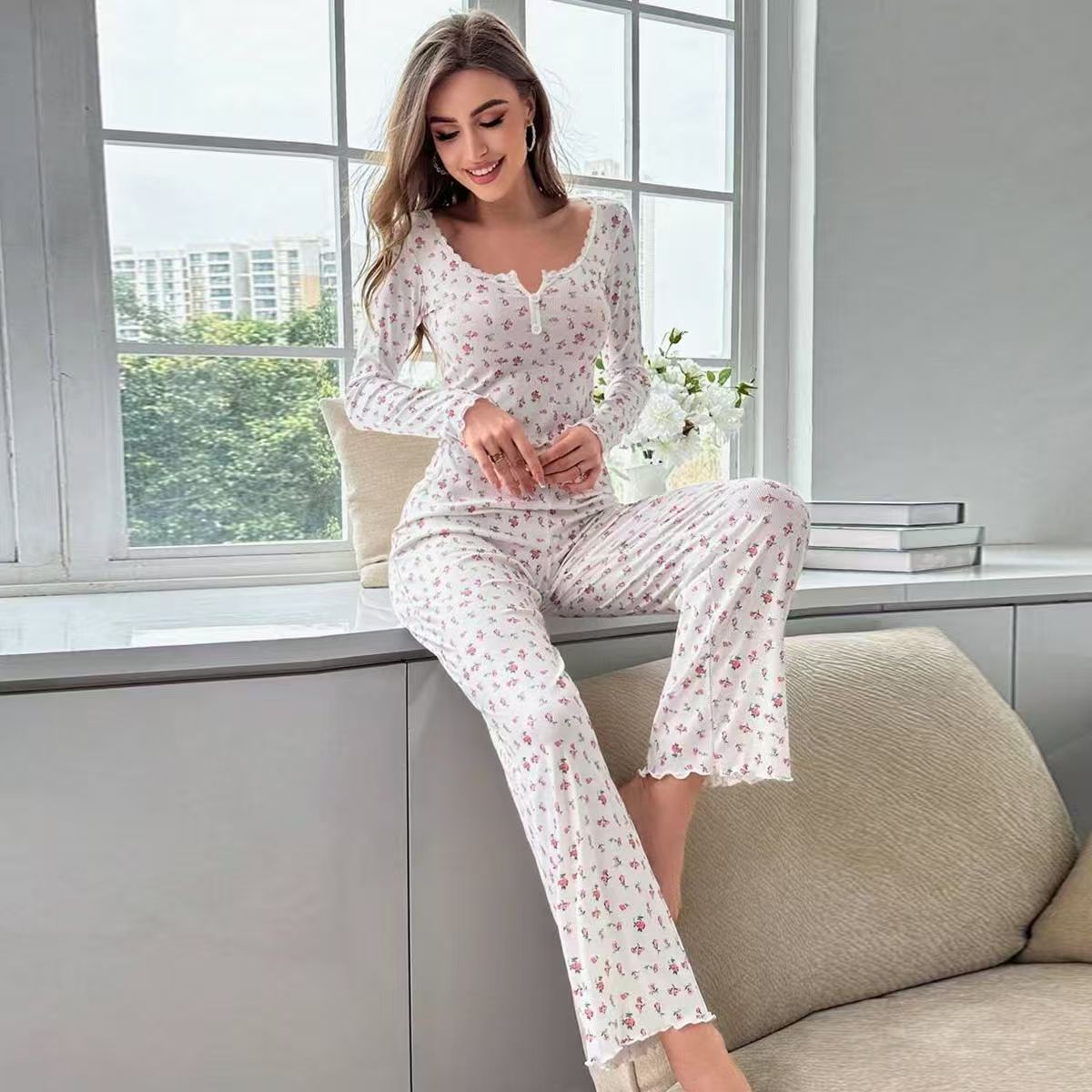 Floral Print Long Sleeve Pajama Set