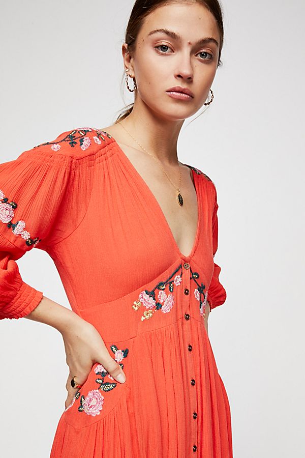 Women's Boho Dress Floral Embroidery Button Down Long Dress V-neck Summer Chic Dress Ethnic Split Robes Sweet Long Dresses