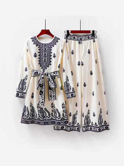 Ethnic Print Casual Suit with Belt