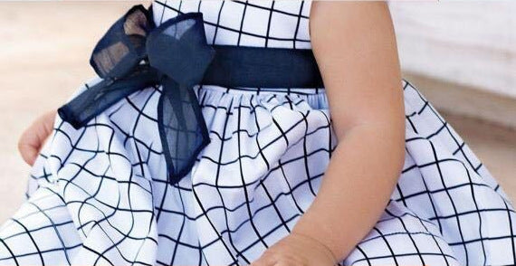 Baby blauwe geruite jurk met strikrok