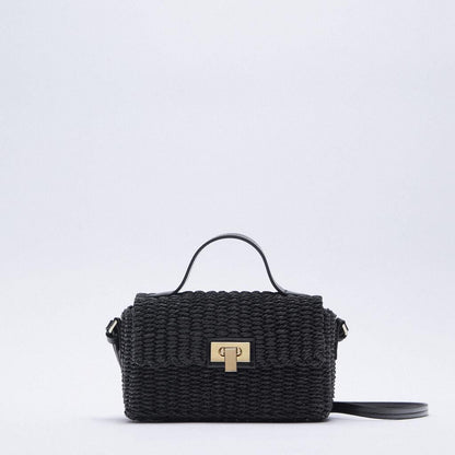 Crossbody tas van geweven stro
