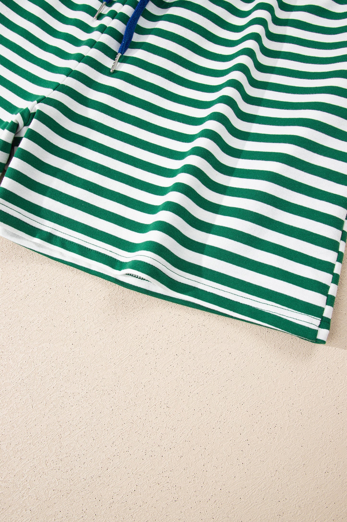 Gestreepte boxy T-shirt en shorts met trekkoord elastische tailleband plus size