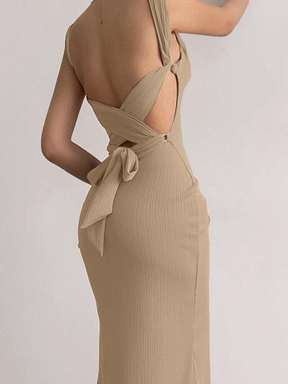 ZAFUL damesjurk met gekruiste bandjes open rug en ribstof nauwsluitend model