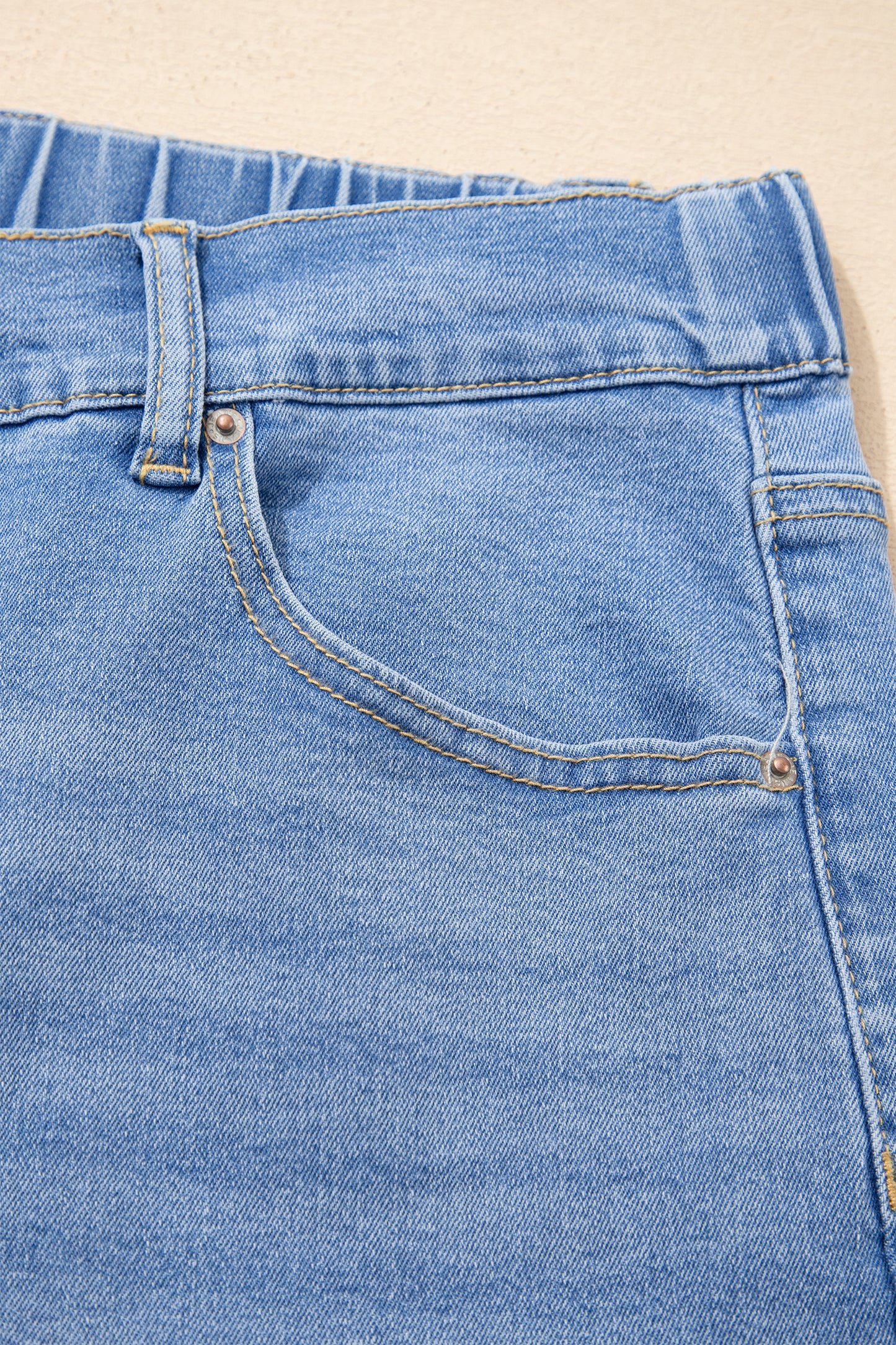 Jeans met acid wash-effect en vetersluiting plus size