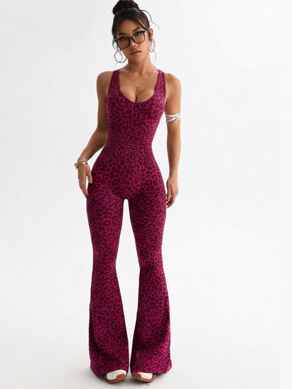 Seamless Leopard Print Yoga Suit