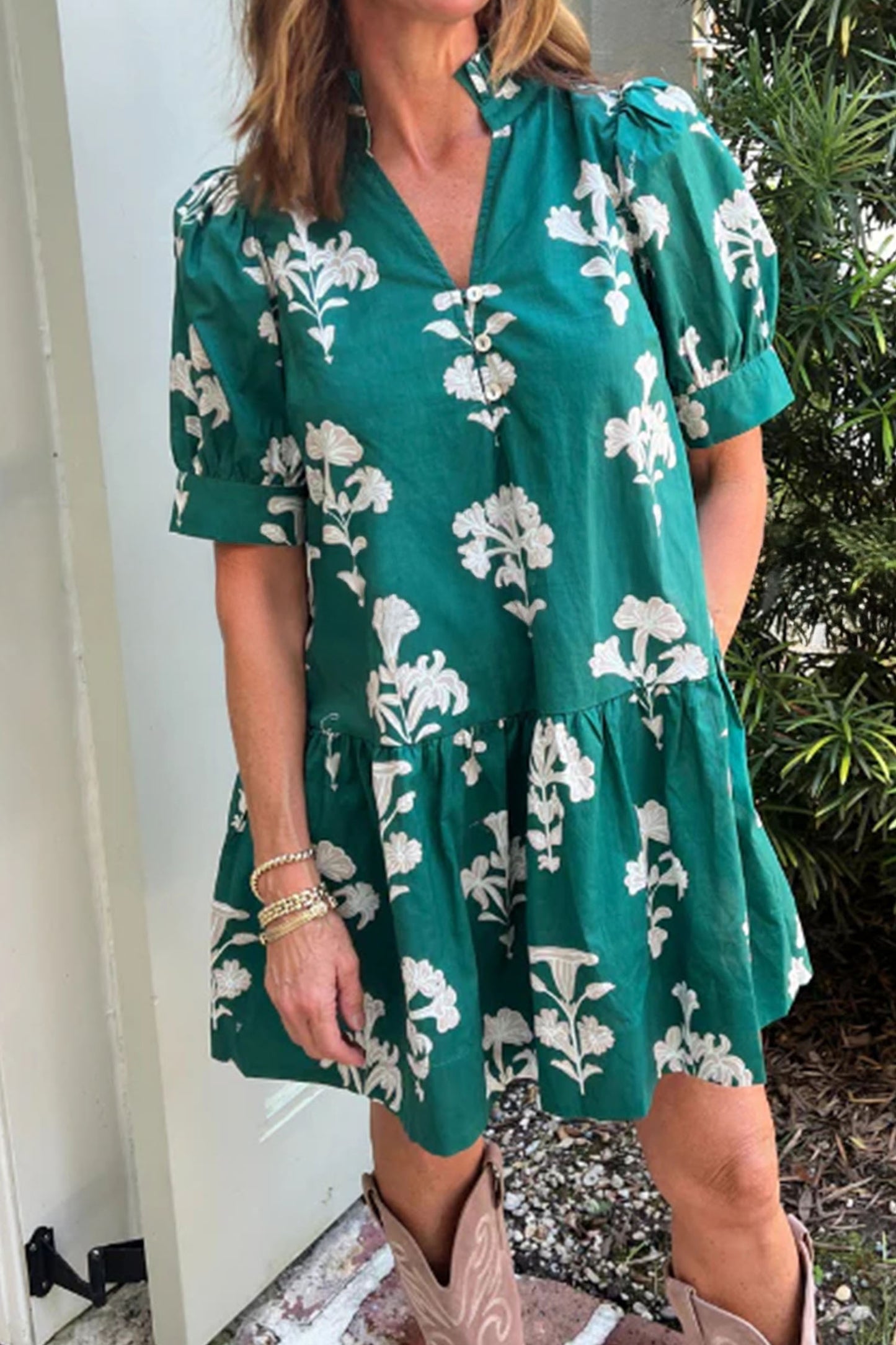Mini-jurk met ruches V-hals pofmouwen en bloemenprint