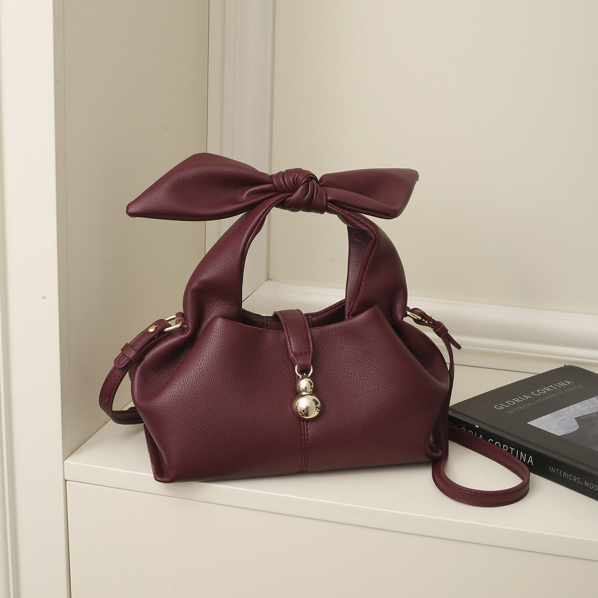 Lychee-pattern handbag