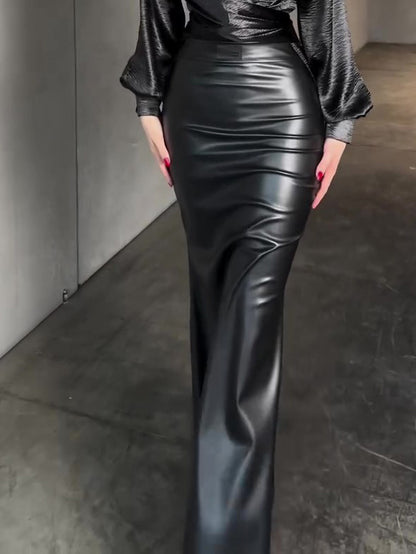 Zwarte maxi-kokerrok van imitatieleer