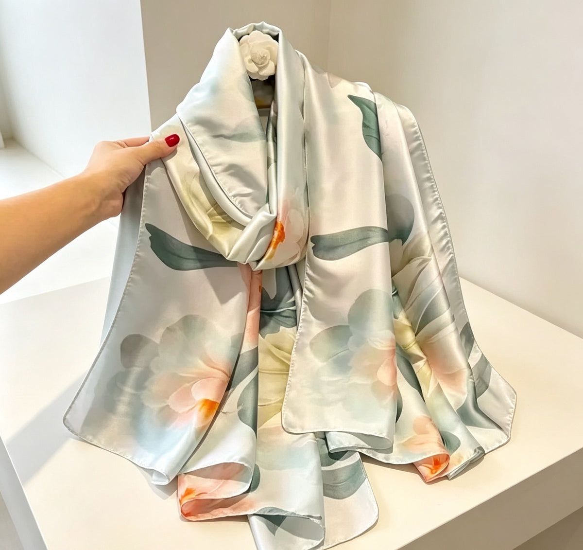 Women's Lijin Satin Scarf Floral Print Shawl