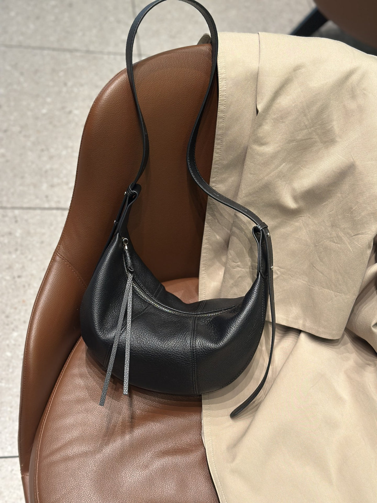First-Layer Cowhide Crossbody Dumpling Bag