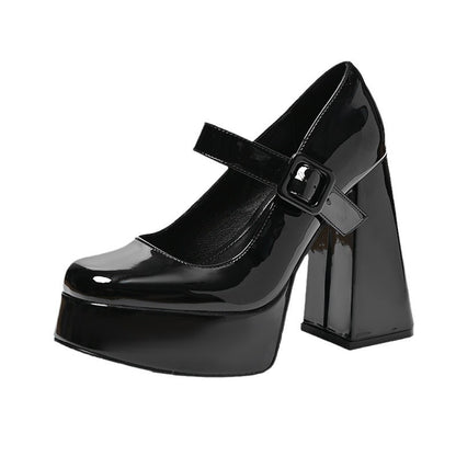 Chunky heels