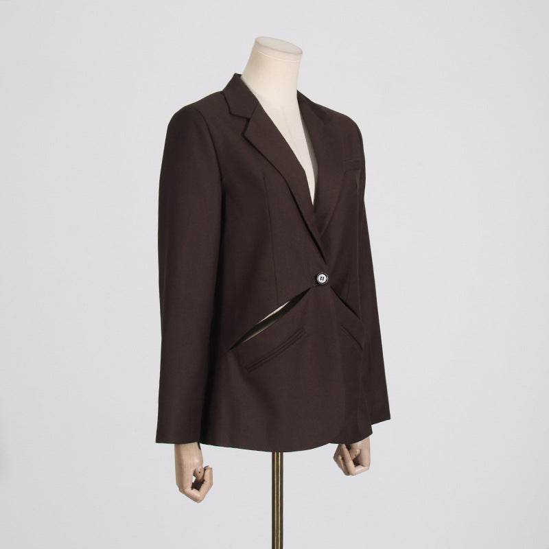Effe kleur damesblazer met opengewerkte details