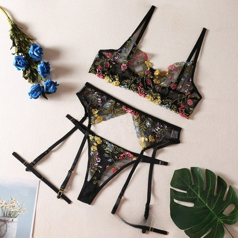 Embroidered Floral Lingerie Set with Underwire